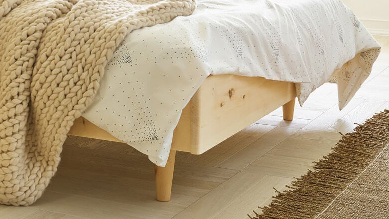refugio.bio-csm-joka-natur-linea-pura-zirbe-kegelfuss-nachtkasten-lade--csm-joka-natur-linea-pura-zirbe-kegelfuss-nachtkasten-lade-