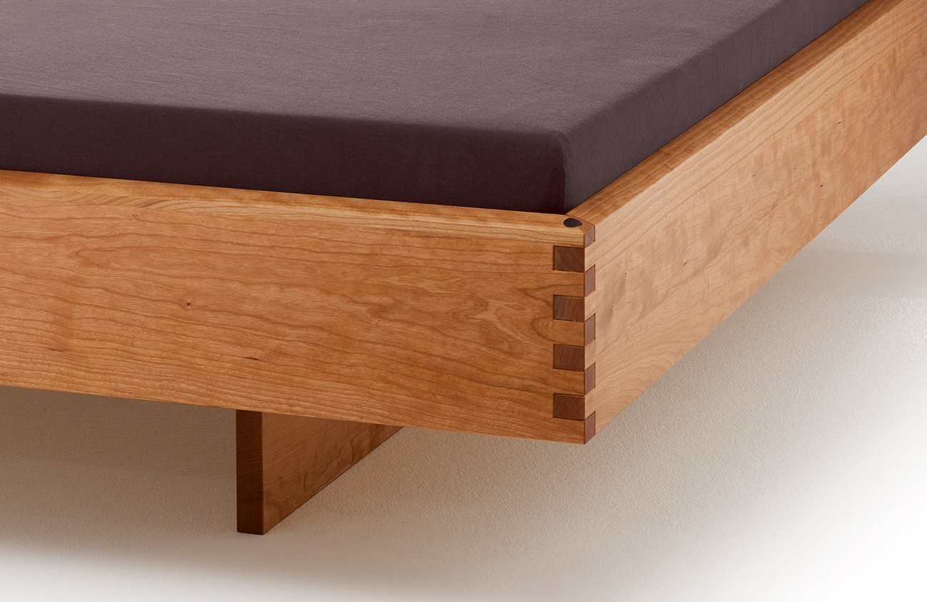 refugio.bio-step-x-bett-cherry-holzkufe-detail-step-x-bett-cherry-holzkufe-detail